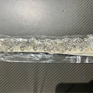 Elegant Silver and Cream Beaded Belt/Strap